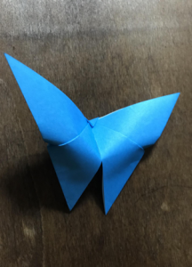 折り紙のちょうの折り方　蝶9